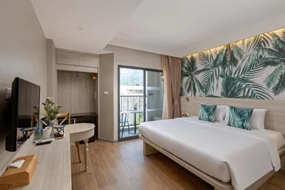 Studio mit Poolblick — Sawaddi Patong Resort & Spa by Tolani